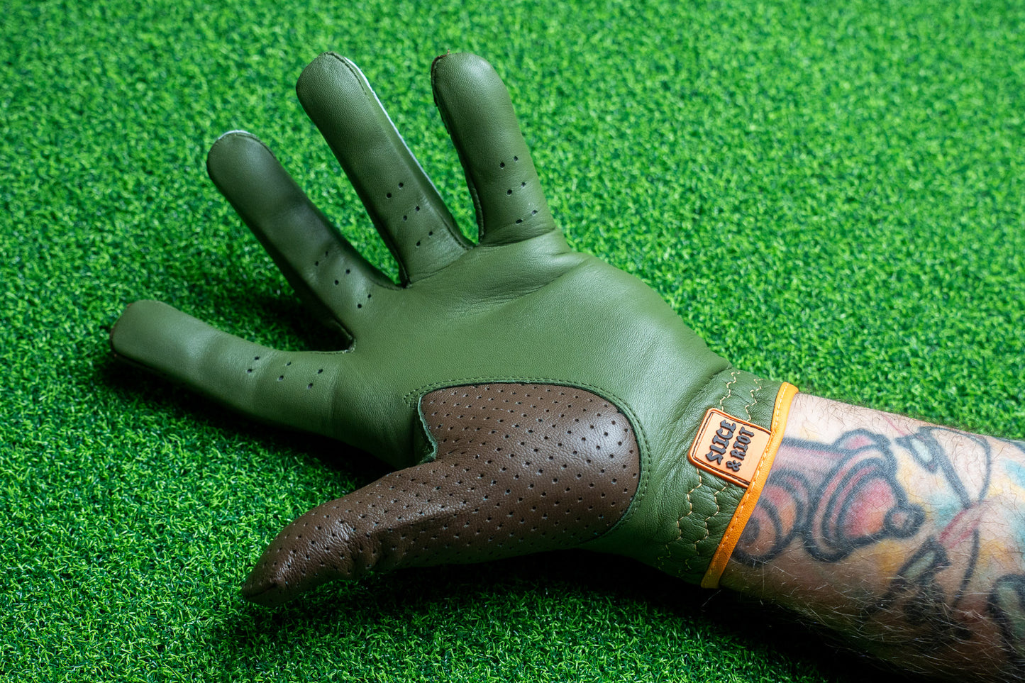 The Tacticool Golf Glove