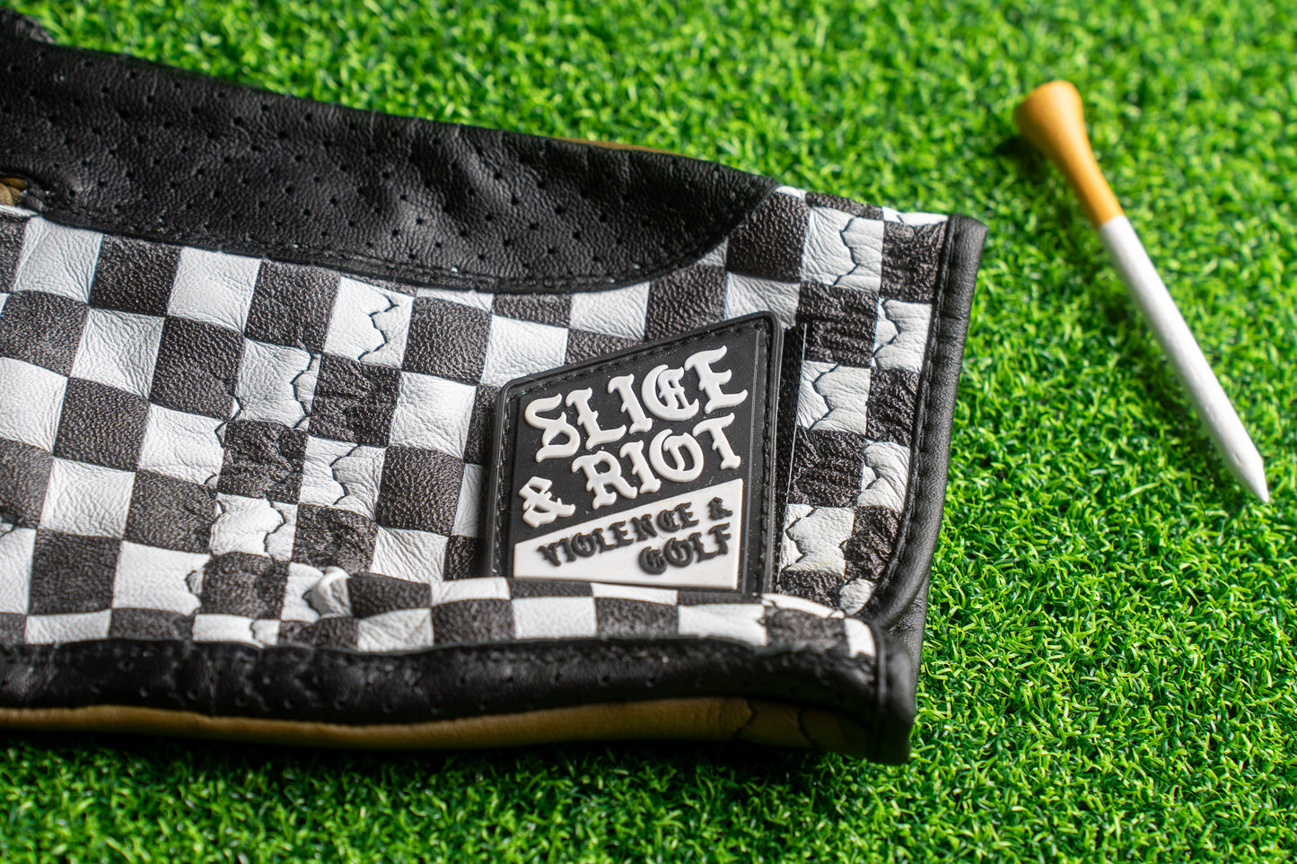 The Birdie or Die Golf Glove