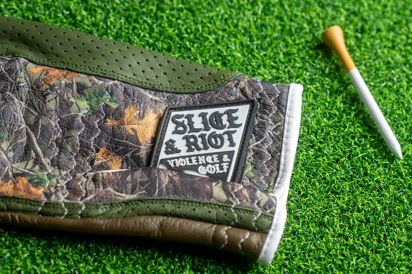 The Trophy Hunter Golf Glove